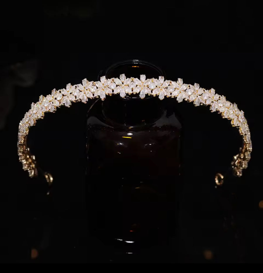 Adela Bridal Headband l 2 Cololurs