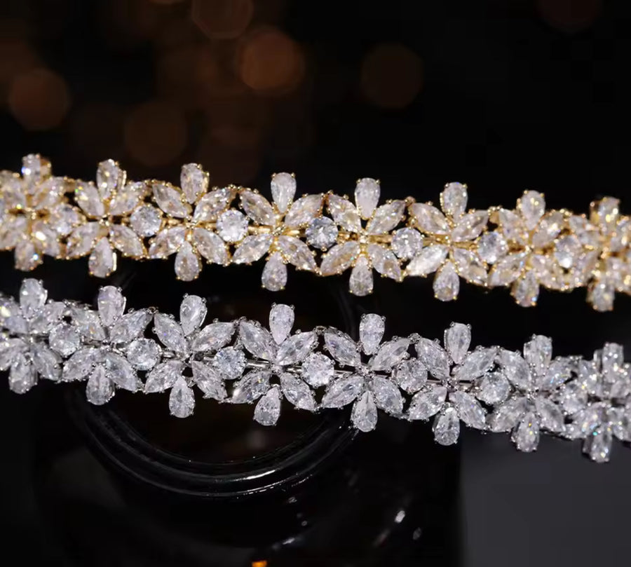 Adela Bridal Headband l 2 Cololurs
