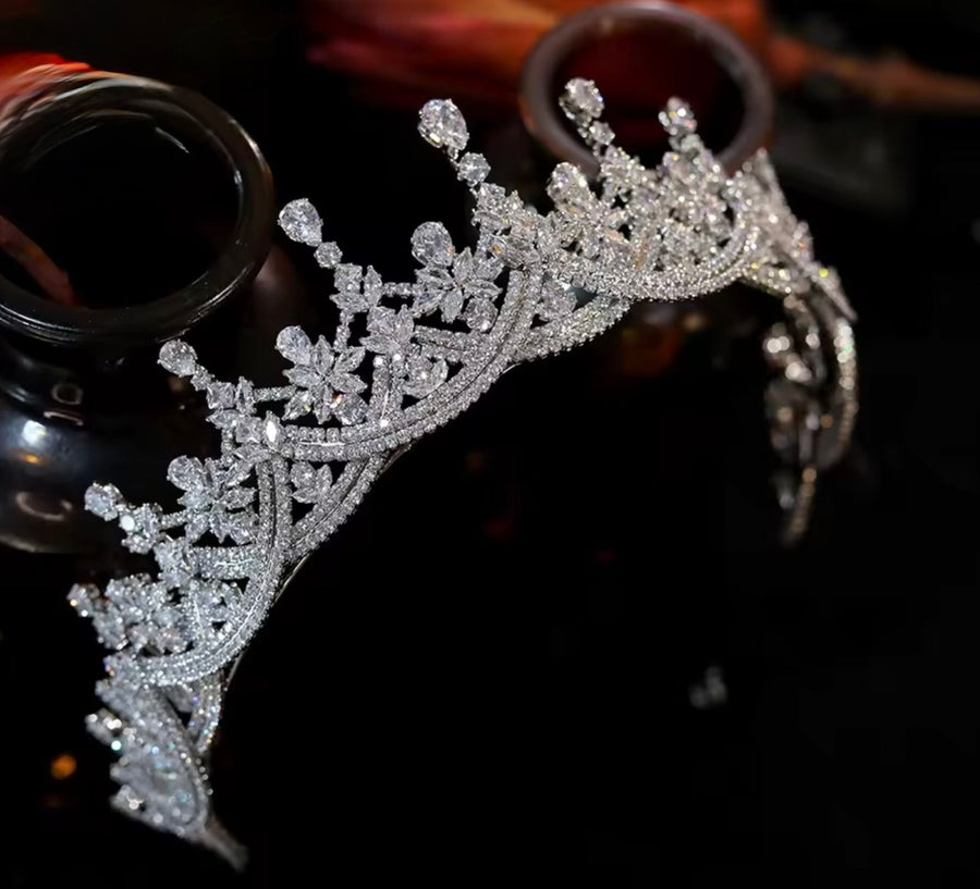 Bridgette Bridal Crown (Pre-Order)