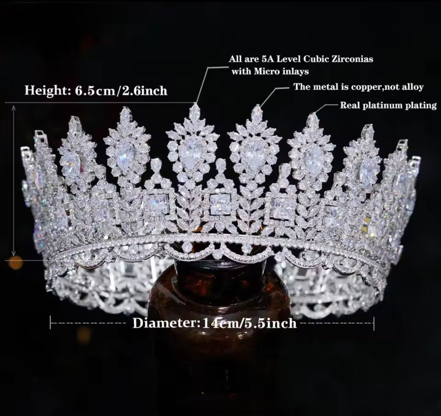 Victoria Crown (Pre-Order) 2 Colours