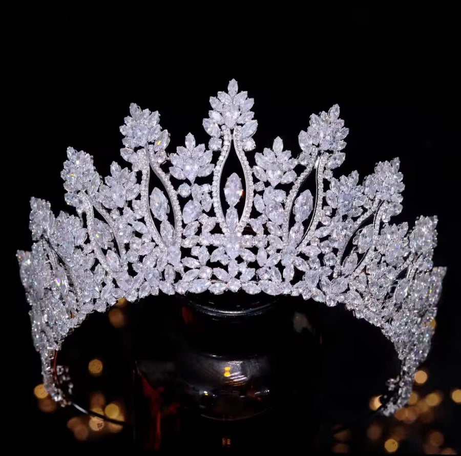 Adelaide Bridal Crown (Pre-Order) 2 Colours