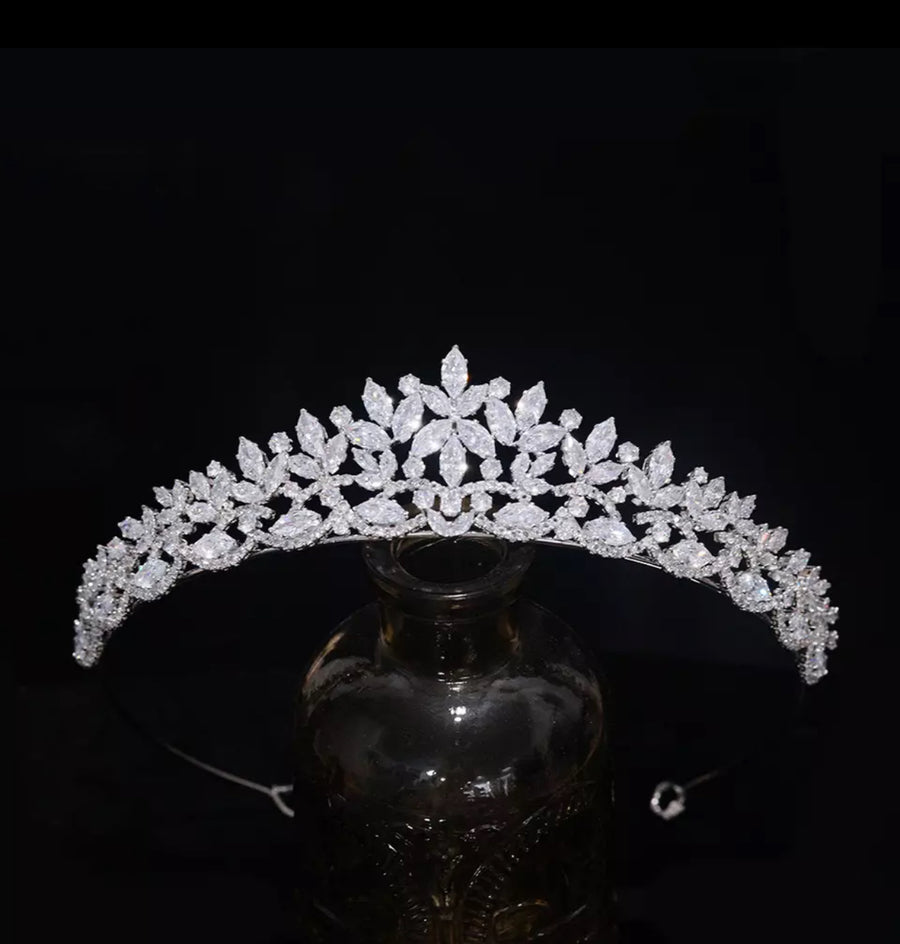 Marijana Bridal Crown l (3 colours)