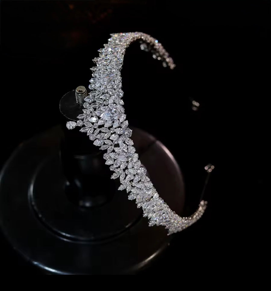 Dajana Bridal Crown (Pre-Order)