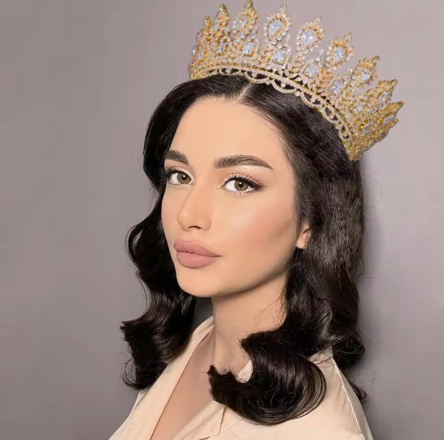 Victoria Crown (Pre-Order) 2 Colours