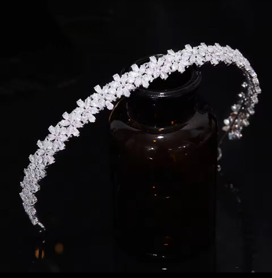 Adela Bridal Headband l 2 Cololurs